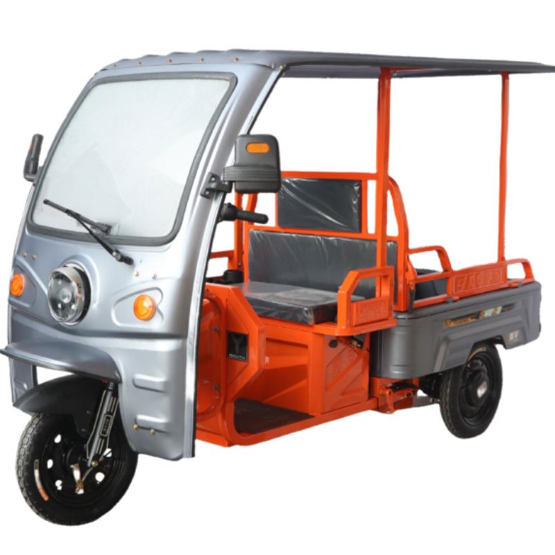 closed electricy tricycle