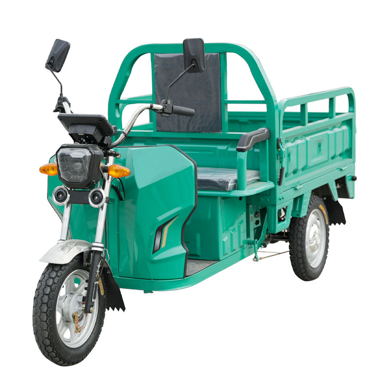 cargo pulling electric tricycle